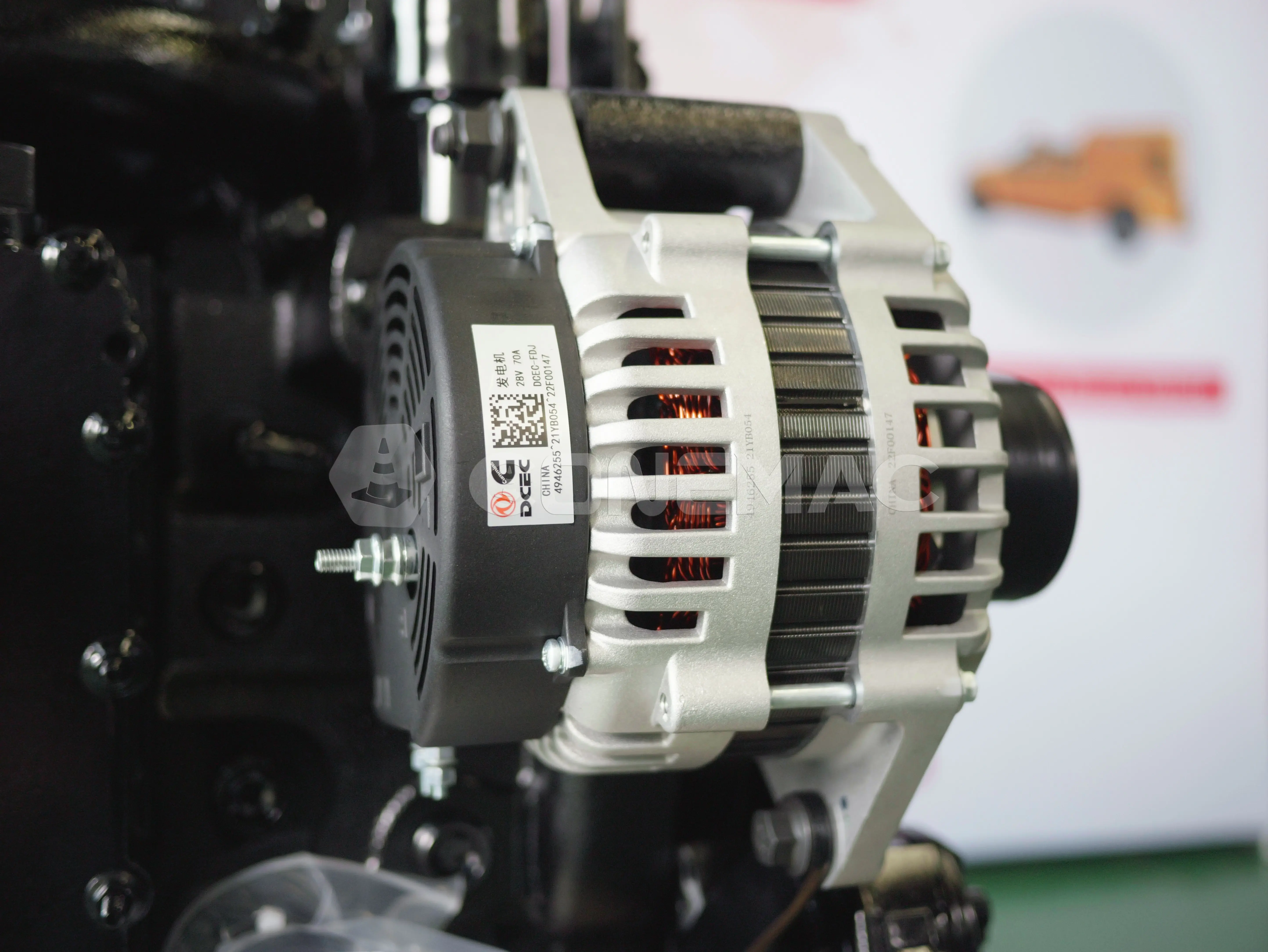 DCEC-QSC8.3 Industrial Engine  Alternator DCEC-QSC8.3 Industrial Engine Alternator